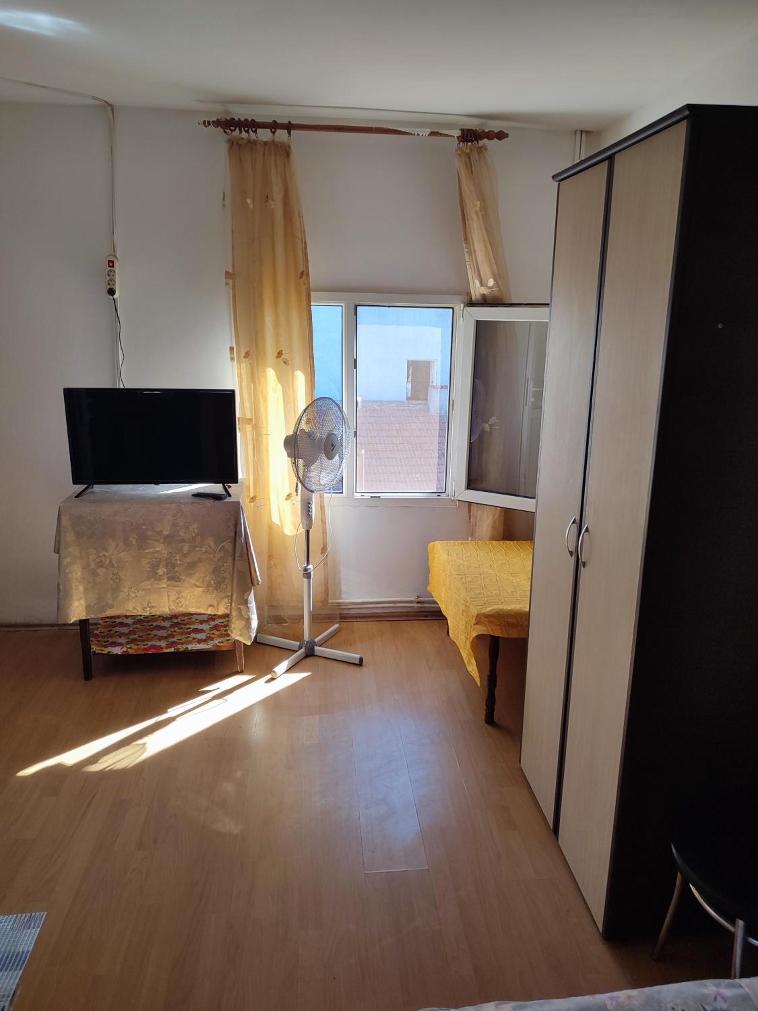 Hostel Emy Camere Cu Baie Proprie Aproape De Plaja 3 Papuci Constanţa Esterno foto